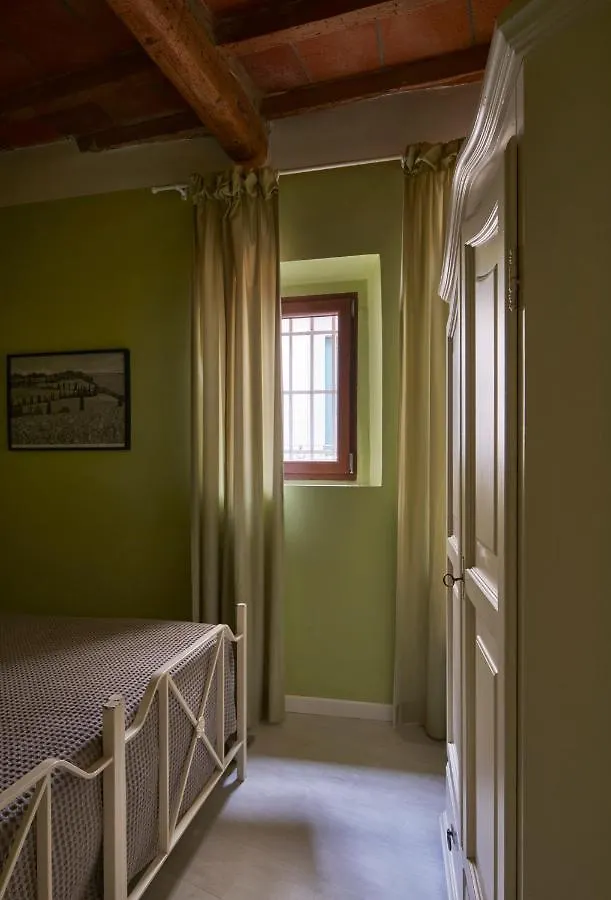 Cozy 1-Bedroom Apartment With Balcony In Florence Historic Center 0*,